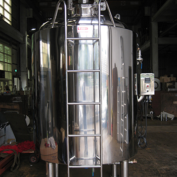 Sterile preparation storage tank