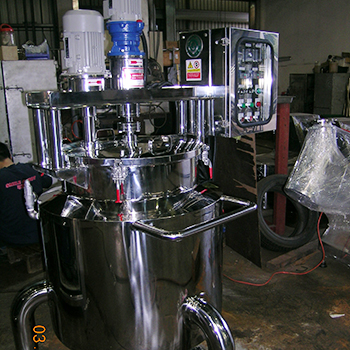 Deployment dissolving pulp mixing tank